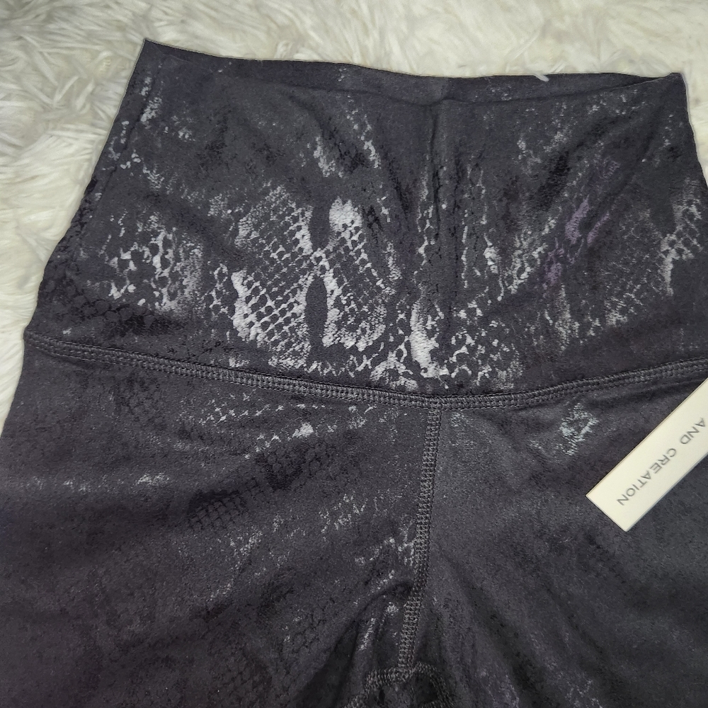 NWT High Waisted Ankle Leggings S - Picture 3 of 6